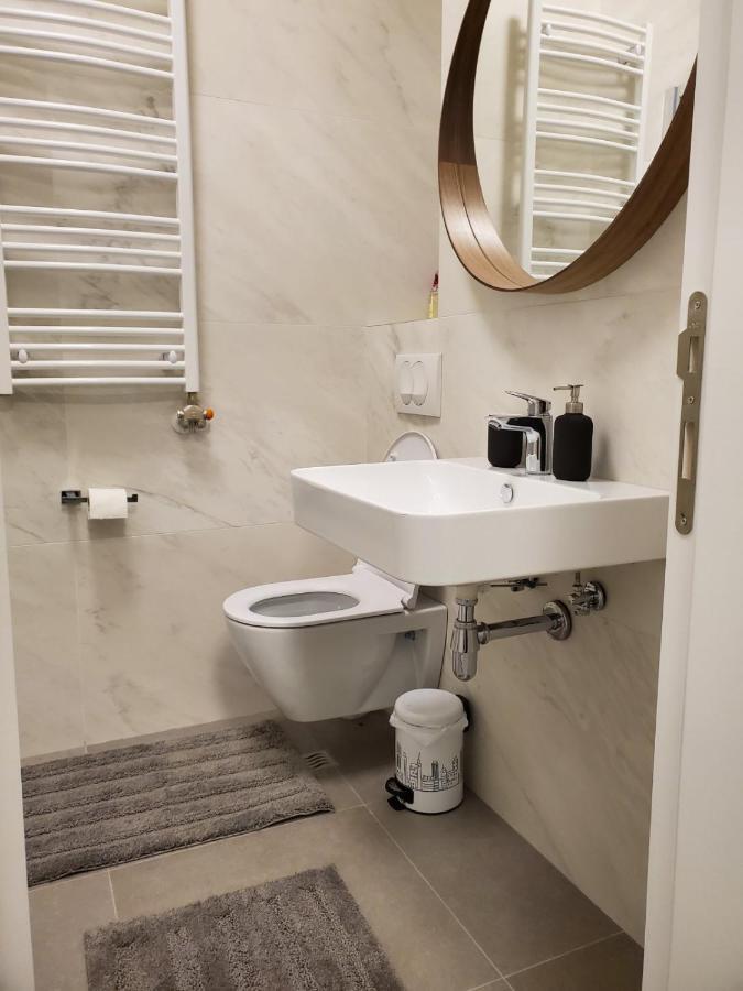 Apartman Natasa Sa Podzemnom Garazom Баня Лука Екстериор снимка