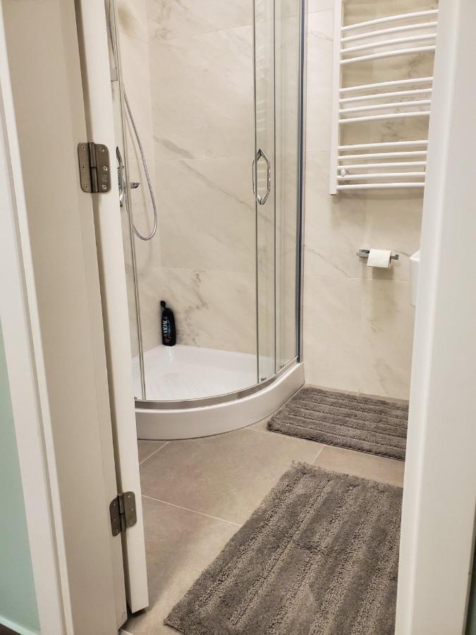 Apartman Natasa Sa Podzemnom Garazom Баня Лука Екстериор снимка