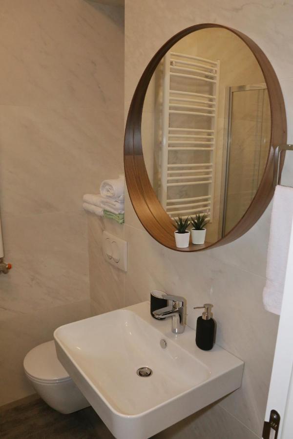 Apartman Natasa Sa Podzemnom Garazom Баня Лука Екстериор снимка